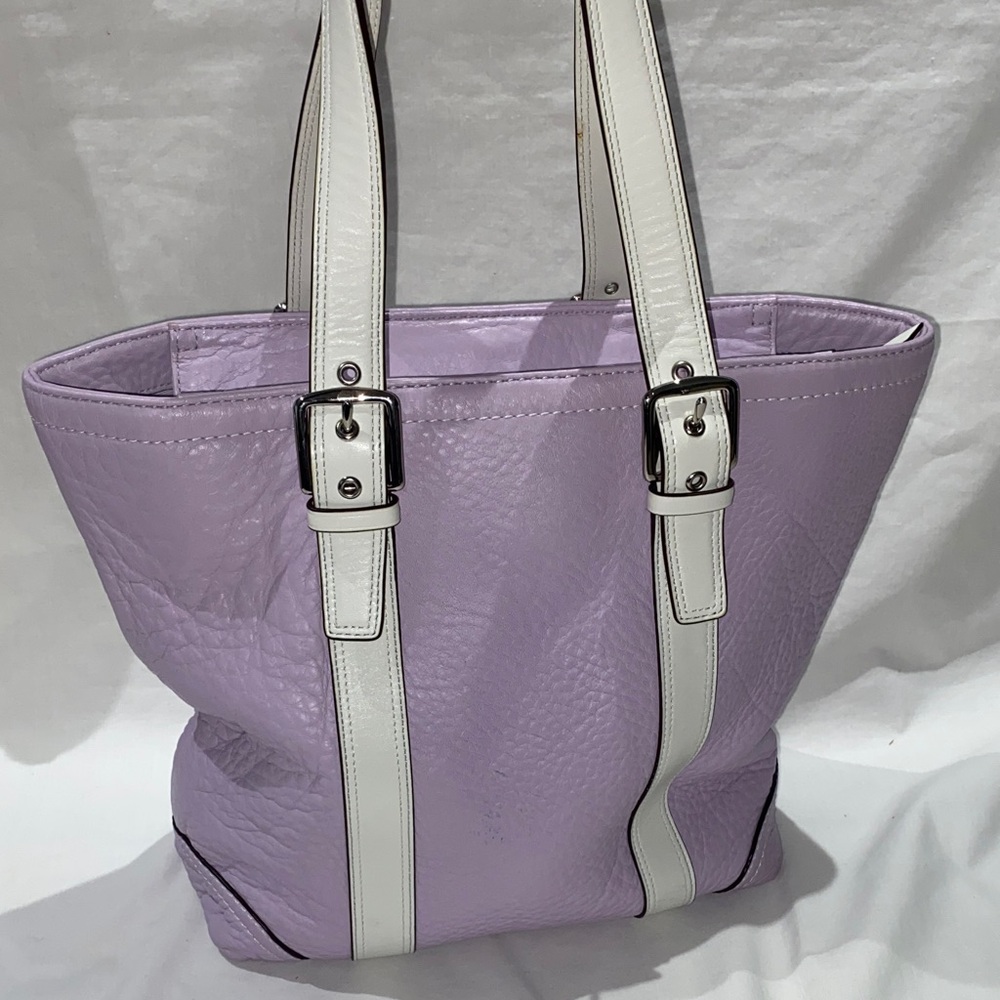 Coach F10692 Lavender and White Tote Bag - Picture 5 of 10